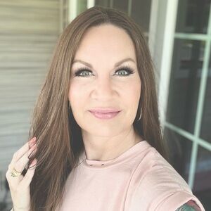 Meet your Posher, Emmy